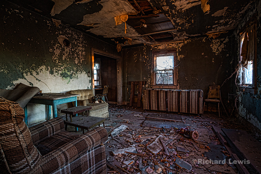 Abandoned Farmhouse Parlor by Richard Lewis