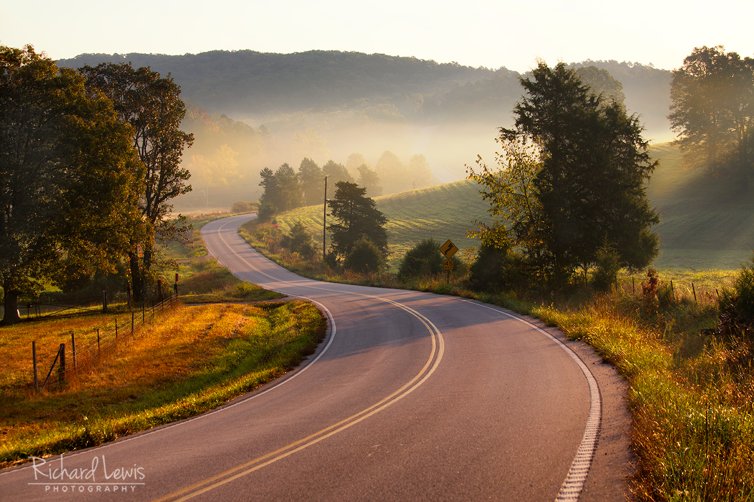Missouri Backroads by Richard Lewis